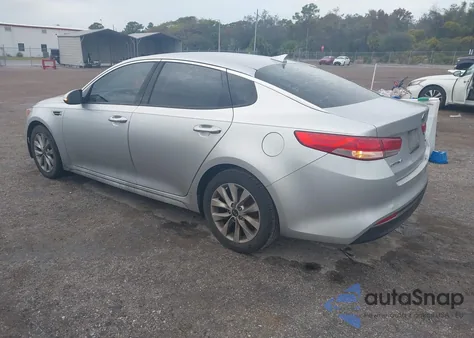 2016 Kia Optima Ex z USA, uszkodzony, nr VIN 5XXGU4L30GG051846